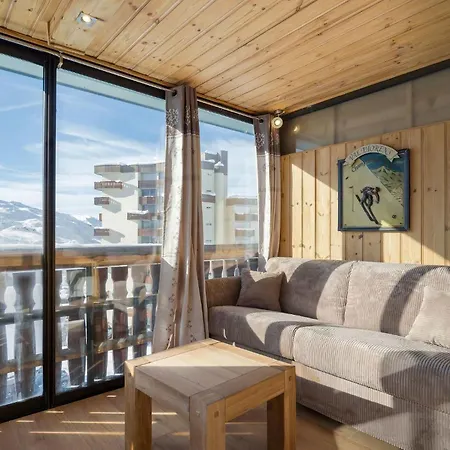 In And Out Bright Alpine Flat With Mountain View Lägenhet